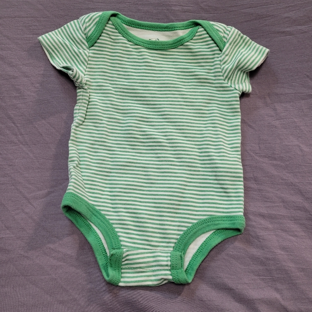 Assorted Baby Onesies Bundle (GAP And Rococo) - Picture 9 of 15